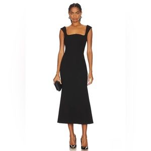 Elliatt Perri Dress in black